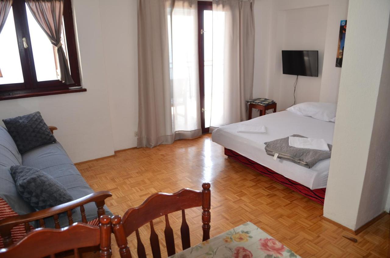 Apartments Vucak Stanici Esterno foto